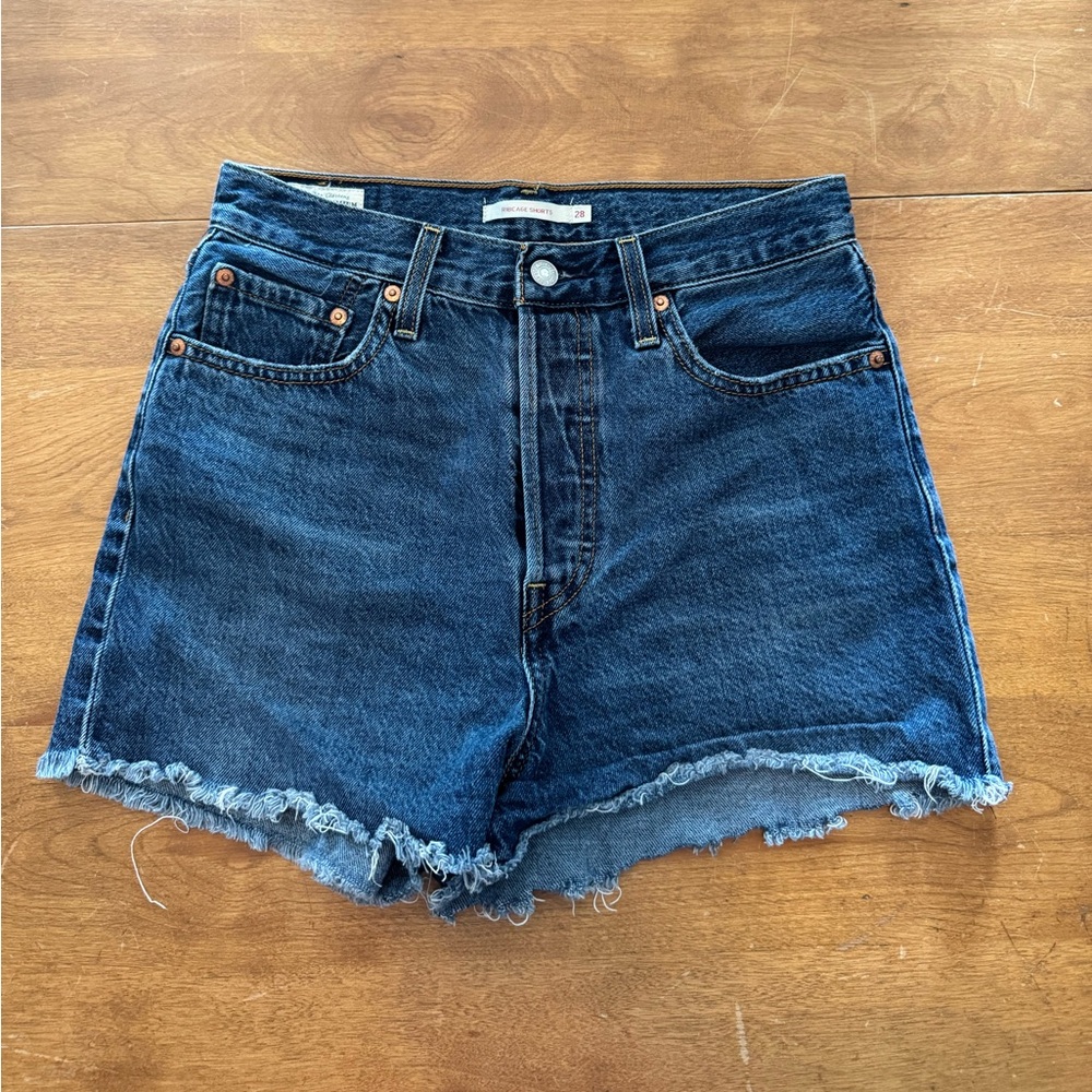 Levi's High Waist Ribcage Shorts